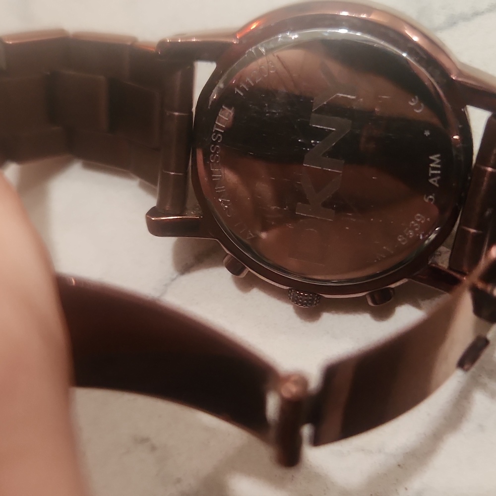 DKNY Watch - Picture 7 of 7